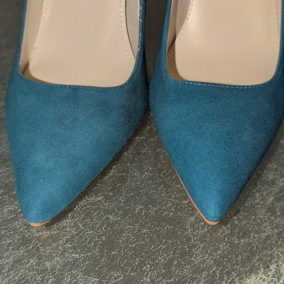 Anne Klein Teal Women's Heels New - Picture 3 of 14